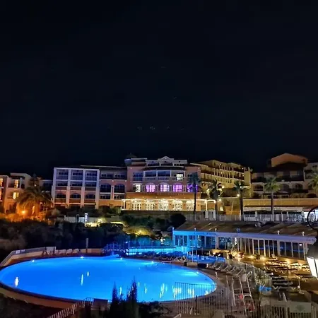 Magnifique Vue Avec Piscine Appartamento *